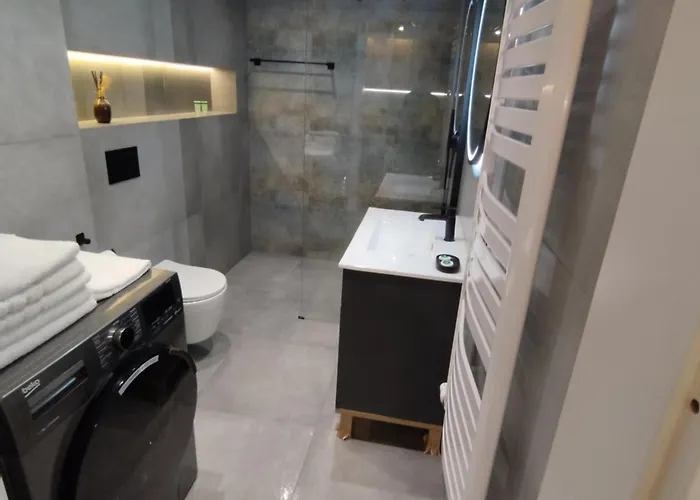 Mieszkanie W Nowoczesnym Halo W Centrum Vratislav