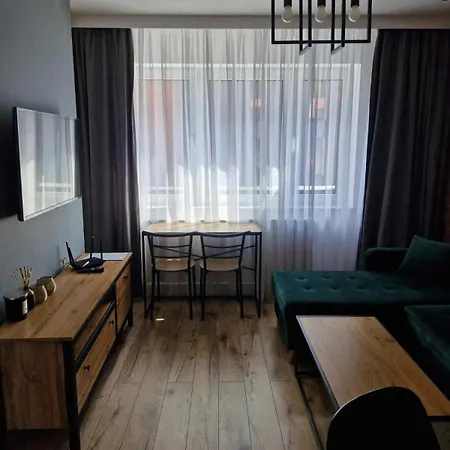 Mieszkanie W Nowoczesnym Halo W Centrum Apartamento